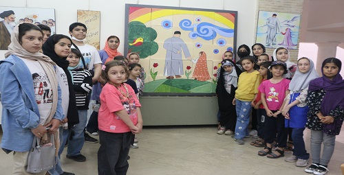 اجرای برنامه های متنوع فرهنگی هنری ویژه کودکان 