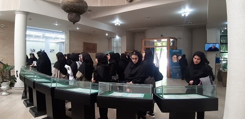 گزارش تصویری کارگاه آموزش وصیت نامه امام خمینی (ره) ویژه دانشجویان در  نگارستان امام خمینی (ره) 