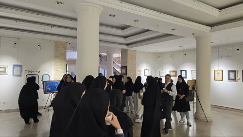 برگزاری دوره های آموزشی طرح نشاط دانشجویان دانشگاه آزاد اسلامی اصفهان در نگارستان امام خمینی (ره)